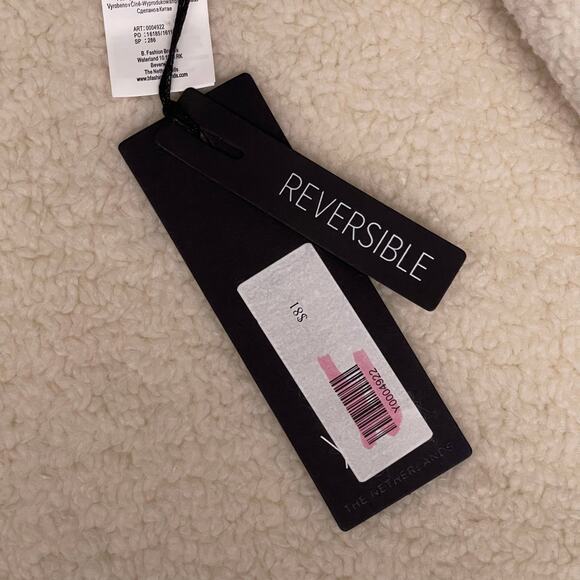 Yest Eva Essential Reversible Faux Leather Sherpa Vest – Silver/White (Size 10) - Picture 6 of 9